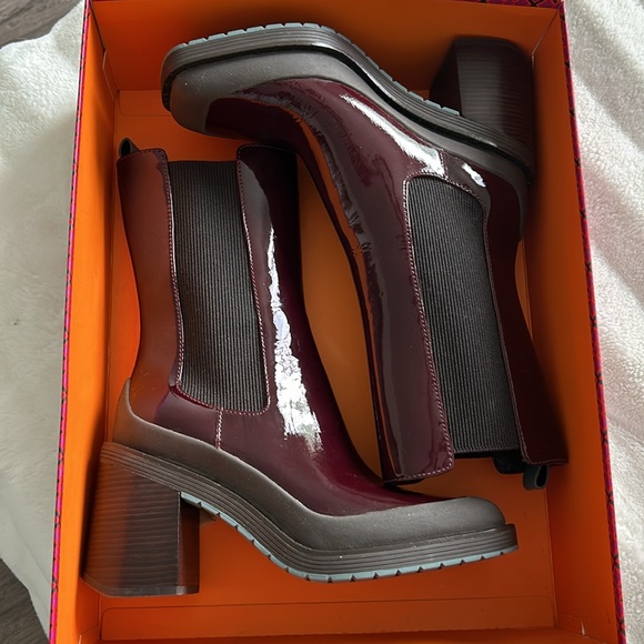 TORY BURCH boots - Picture 7 of 8